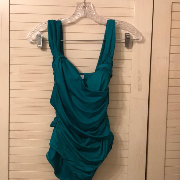 Badgley Mischka Other - NWT Badgley Mischka one-piece bathing suit